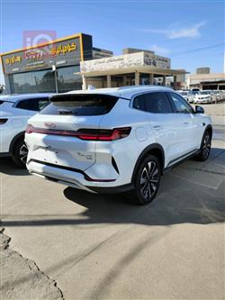 بی وای دی سۆنگ پڵەس